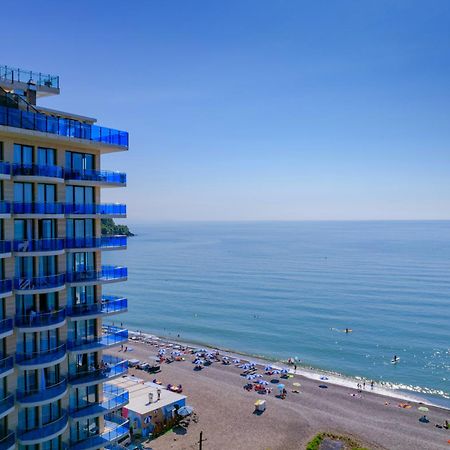 Panorama Kvariati Bagian luar foto