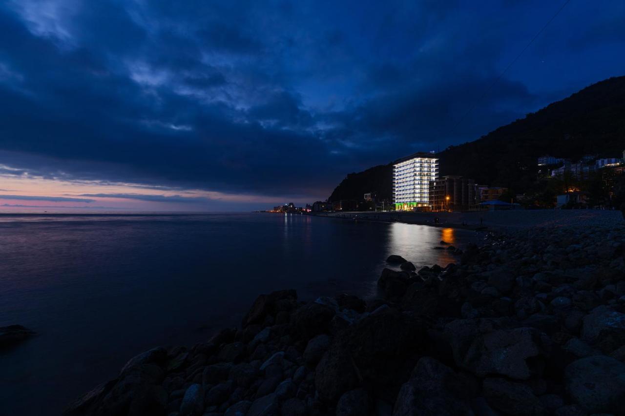 Panorama Kvariati Bagian luar foto