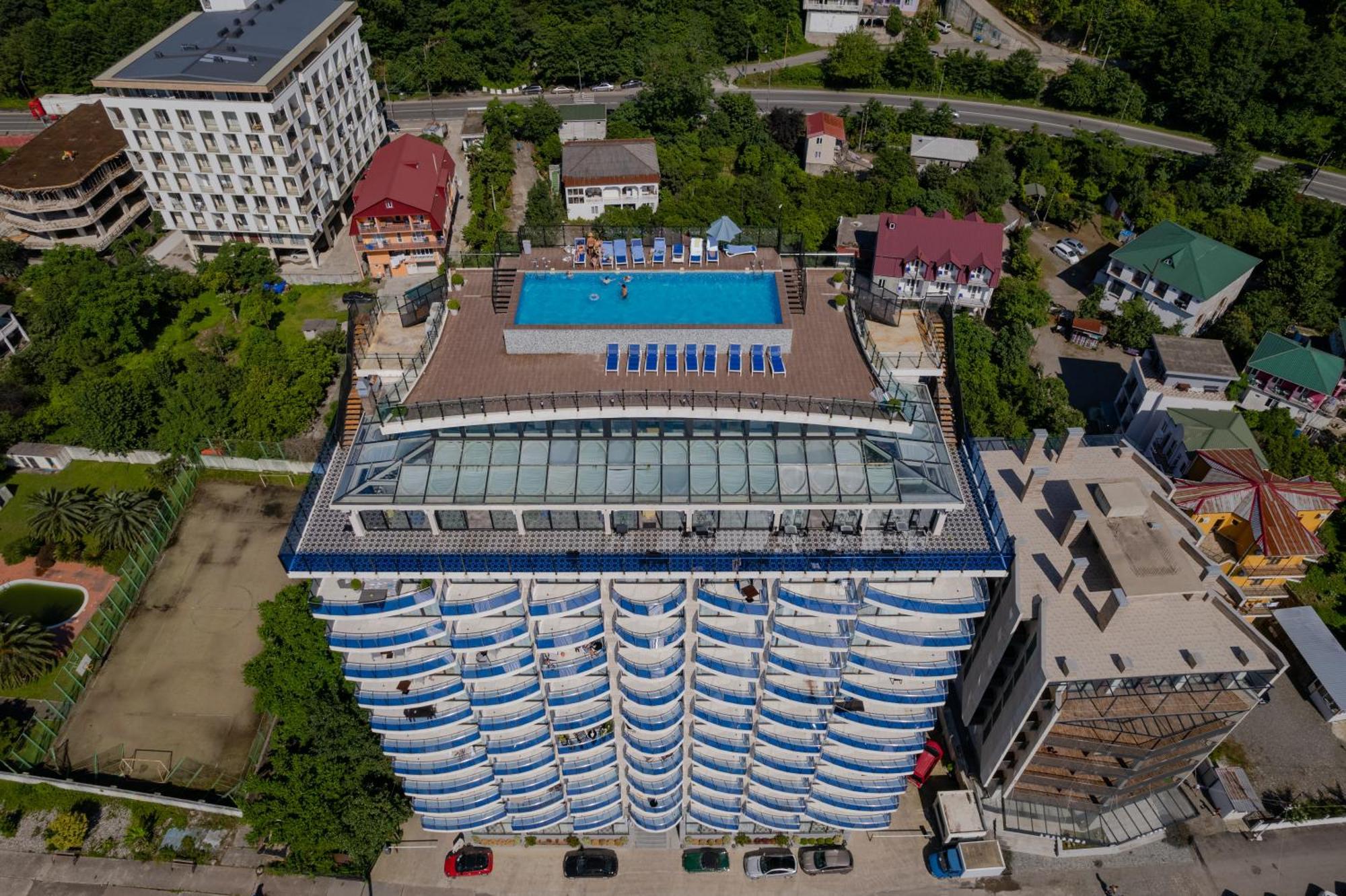 Panorama Kvariati Bagian luar foto